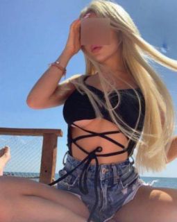 Atakumda Kendi Yeri olan gerçek foto sadece saatlik ve gecelik sınırsız escort bayan Nazlı