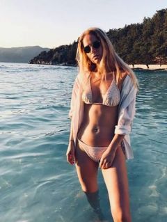 Fanteziye açık Bulgaristanli Olga escort