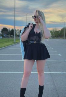 İzmirden gelen Escort Lidya