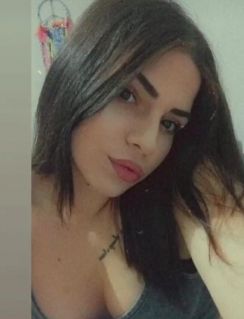 Kendi yeri olan Atakum Escort Bayan Almira