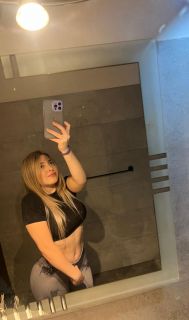 Sakso da iddialı Bayan Alina