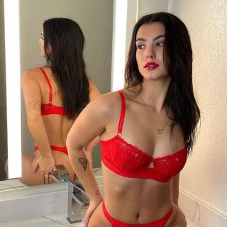 Samsun escort bayan Liva. 2 bayan. Sadece watsapdan yaz