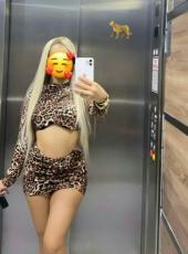 Atakum kendi yeri olan escort Zerrin