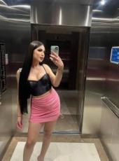 BALIK ETLİ, BÜYÜK GÖĞÜSLÜ ESCORT ADELİNA