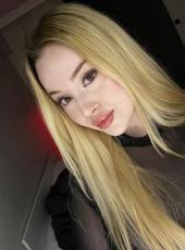 Escort Bensun, kendi yeri olan